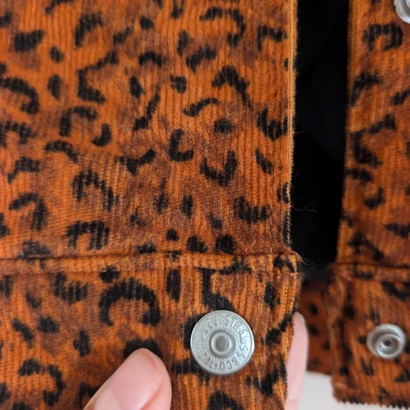 Levi's Women's Corduroy Brown Leopard Print Jacket - Picture 6 of 12